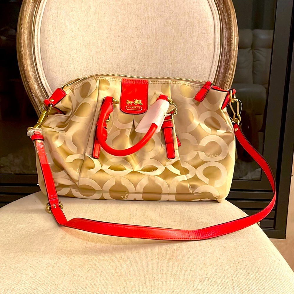 Coach Madison OP Art Juliet Purse